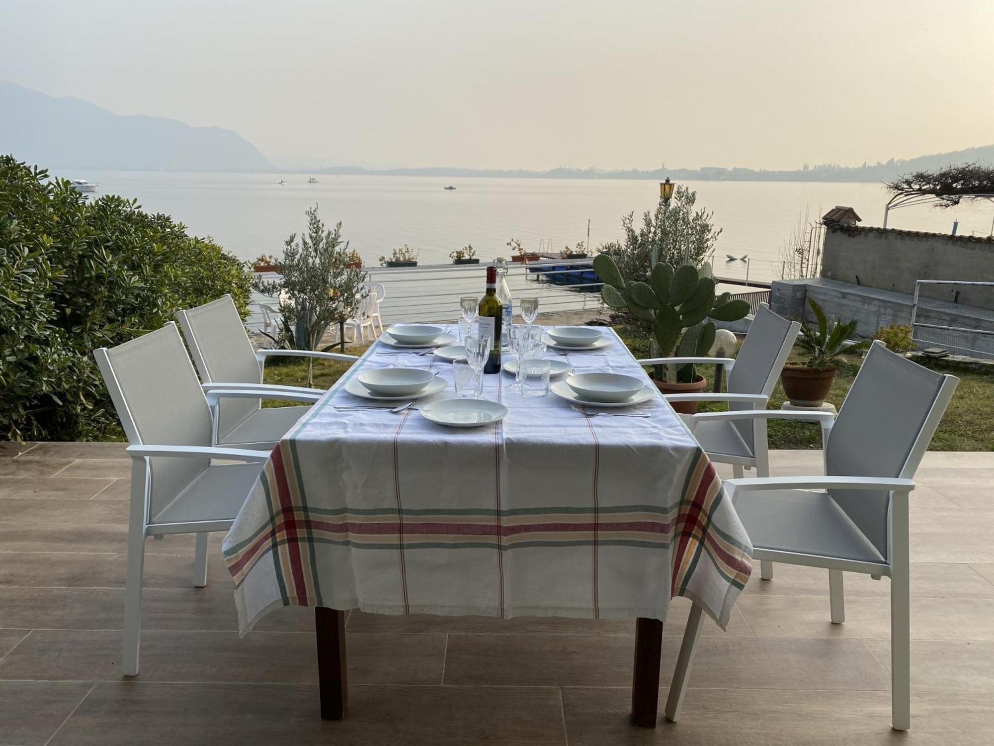 Villa Anastasye Your Lakefront Vacation Rental Predore Exterior foto